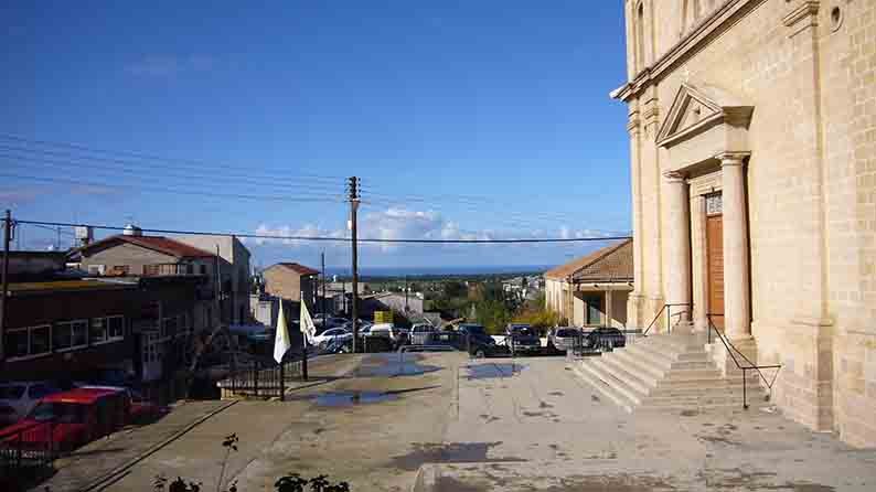 image Akel to try and ease problems of Maronites living in the north