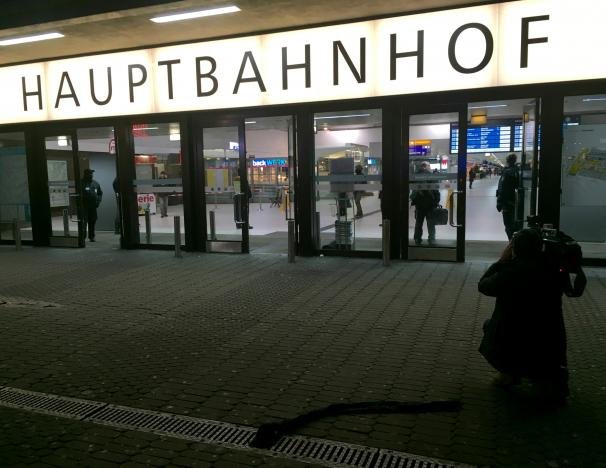 image German city of Duesseldorf closes off old town -spokesperson