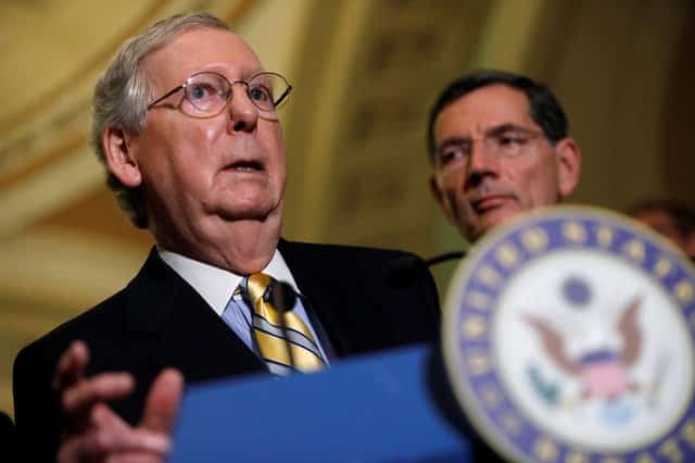 image US Senate&#8217;s McConnell freezes up for second time in public appearance