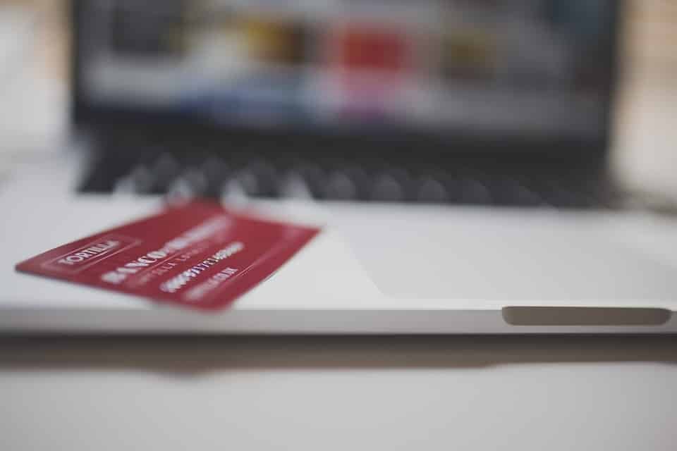 image Police investigate fraud case: Caution urged in online transactions