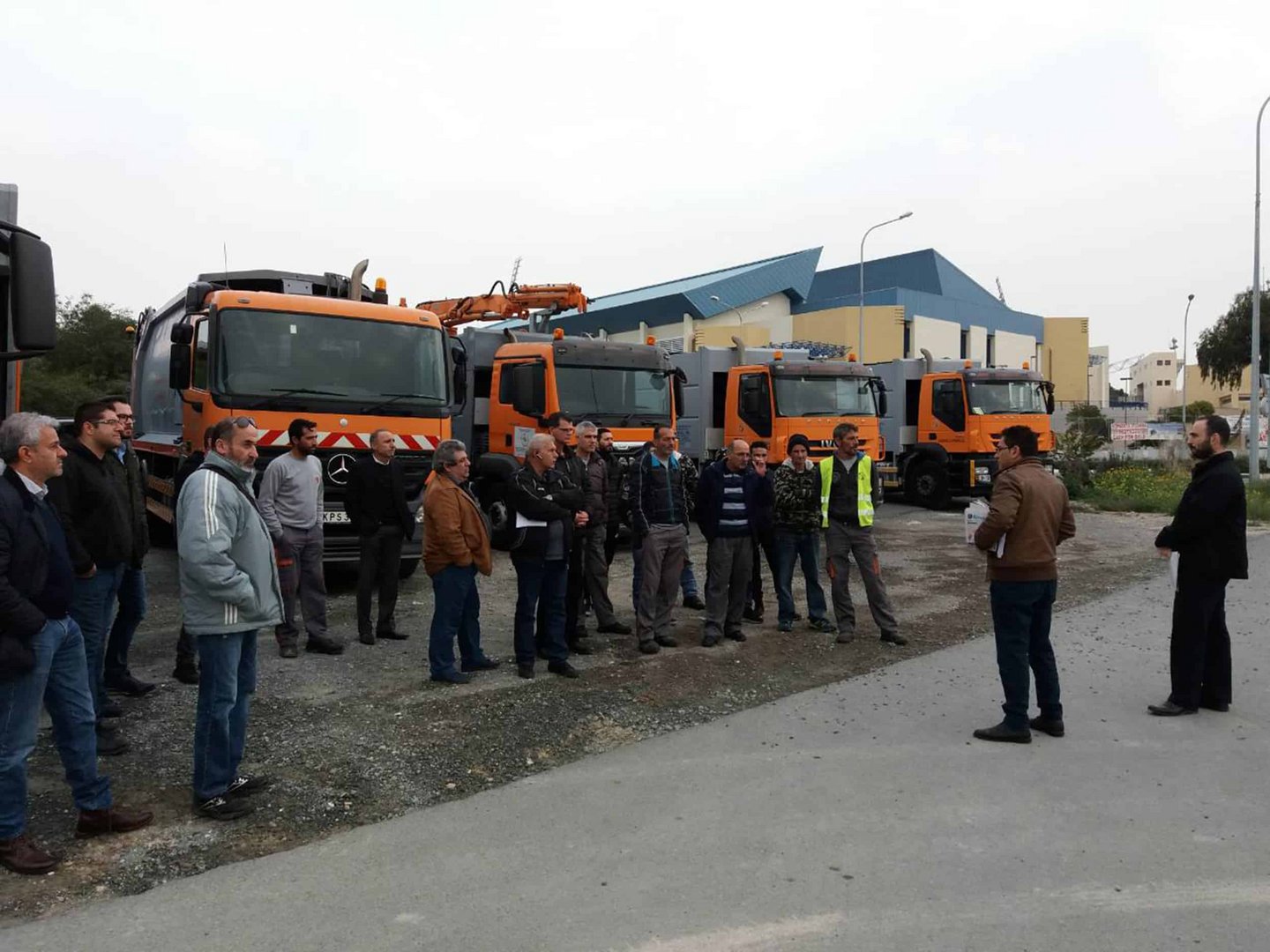 image Strike suspended as waste collection workers receive assurances