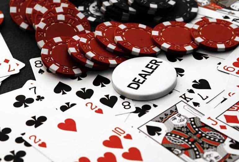 image Coronavirus: 14 booked for gambling, breaking decrees