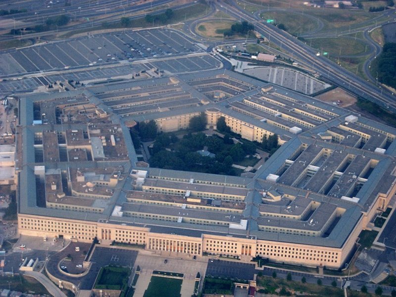image In first since Ukraine invasion, Pentagon chief speaks with Russian counterpart