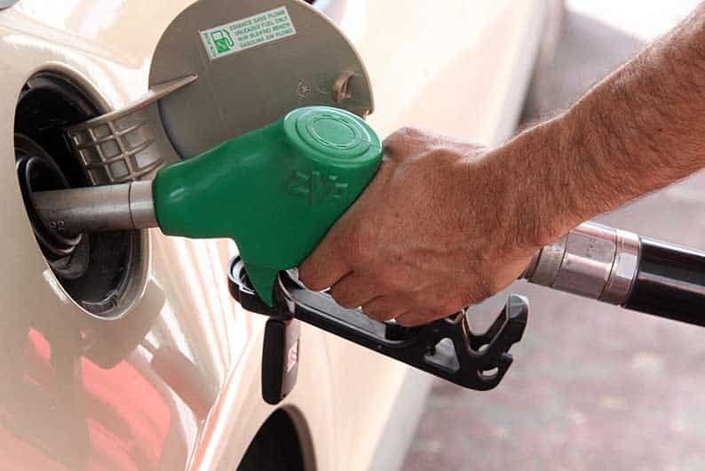 image Petrol station owners call for urgent meeting with president, action over north fuel sales