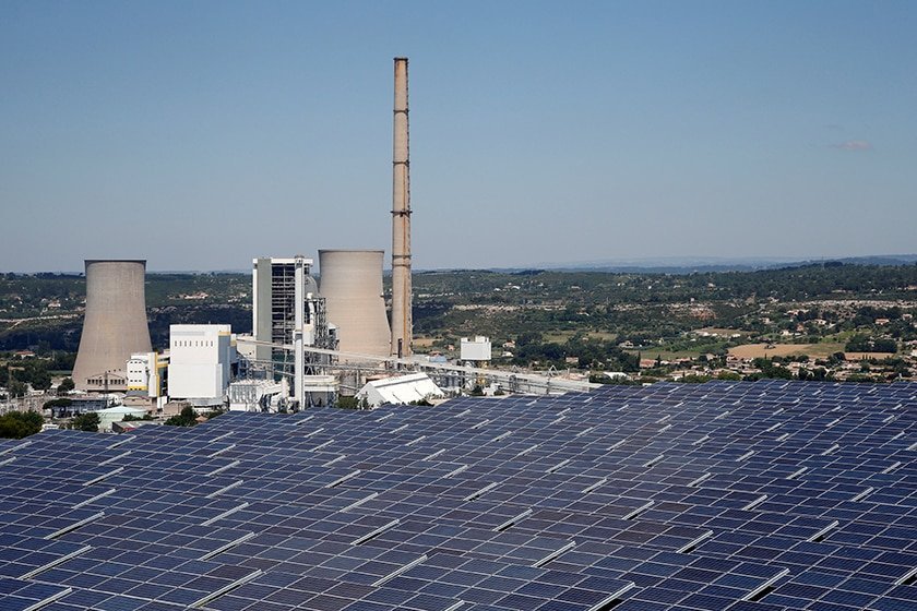 image Undergrad and postgrad scholarships for energy courses