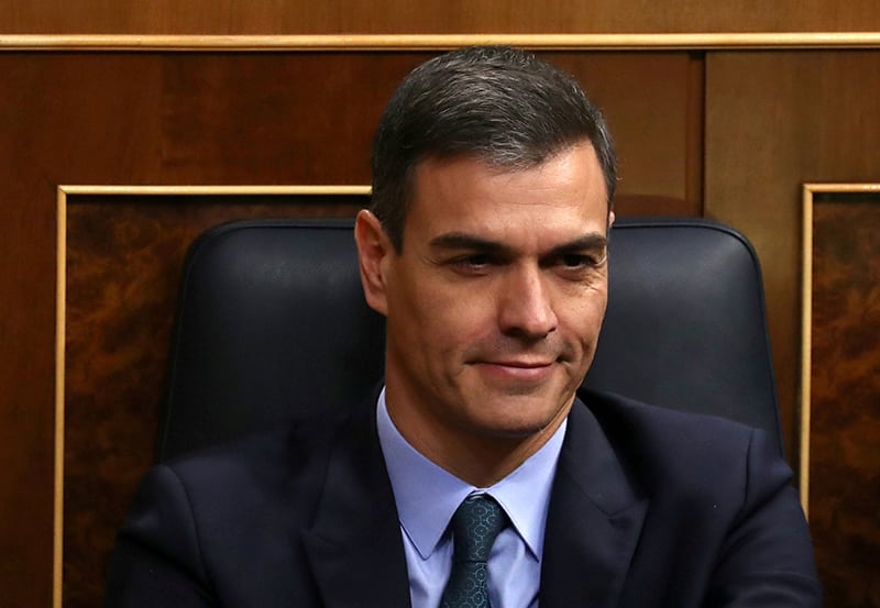 image Spain votes in election that could see Socialists lose power (updated)