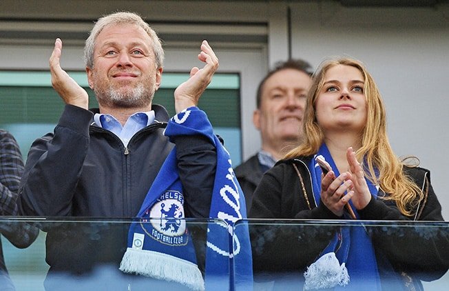 image Abramovich to sell Chelsea as clamour for sanctions grows