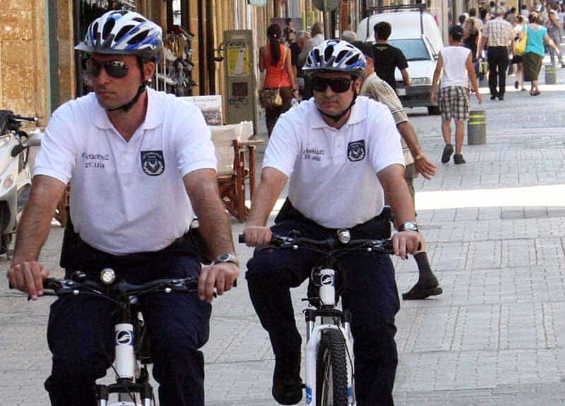 cover Woman’s stolen belongings recovered after beach theft in Limassol