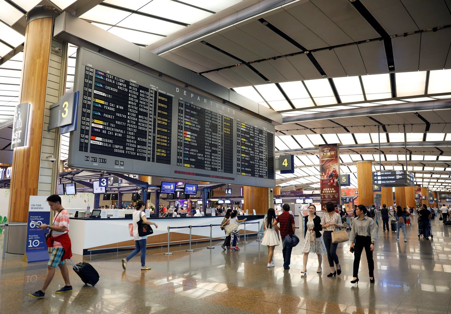image Flights to and from Philippine capital suspended due to technical issues