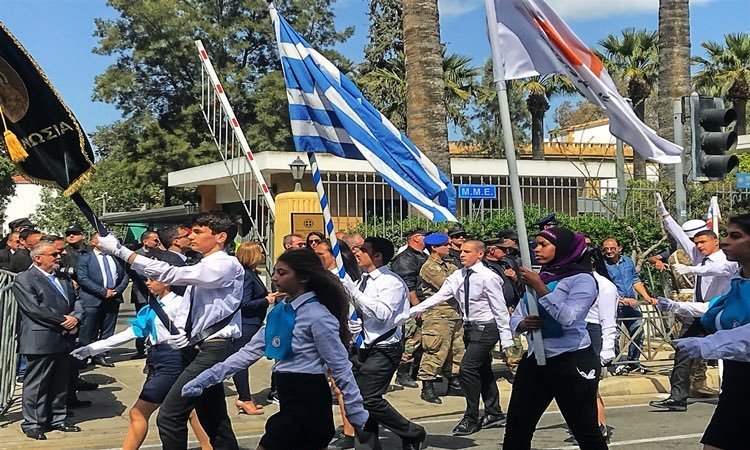 image Oxi Day parades to go ahead, with SafePasses