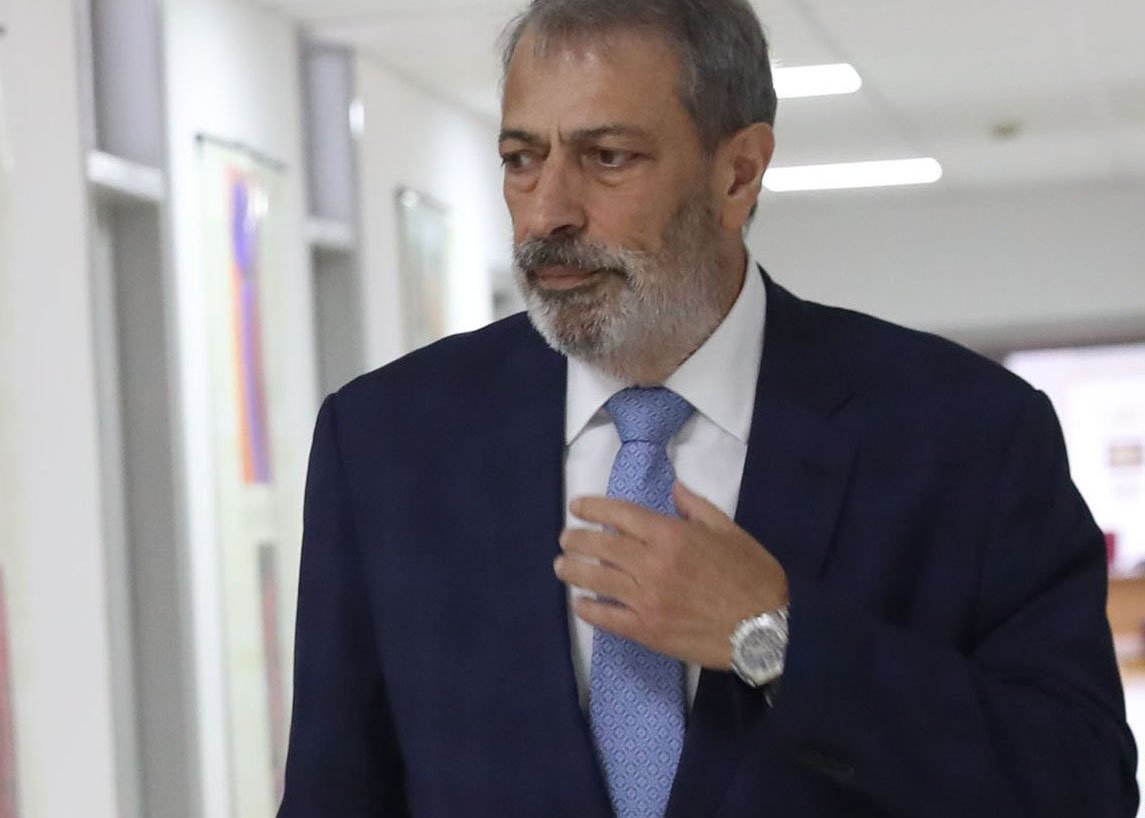 image No unemployment benefits for former bank employees, says attorney-general