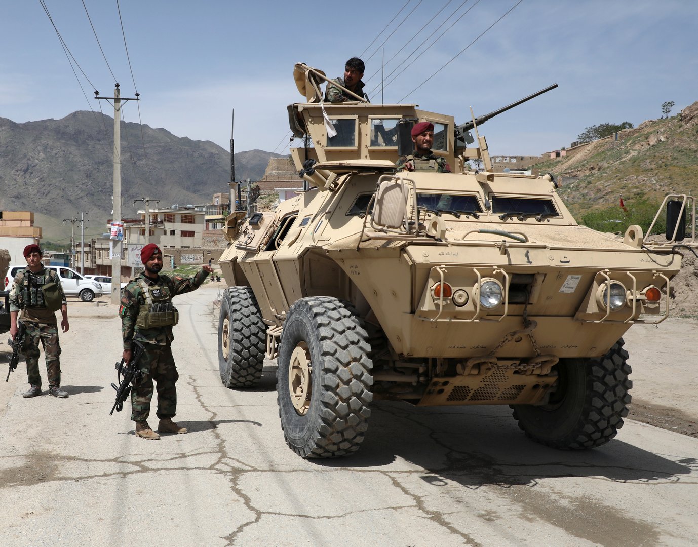 image Taliban rockets hit Kandahar airport, clashes intensify in Afghanistan