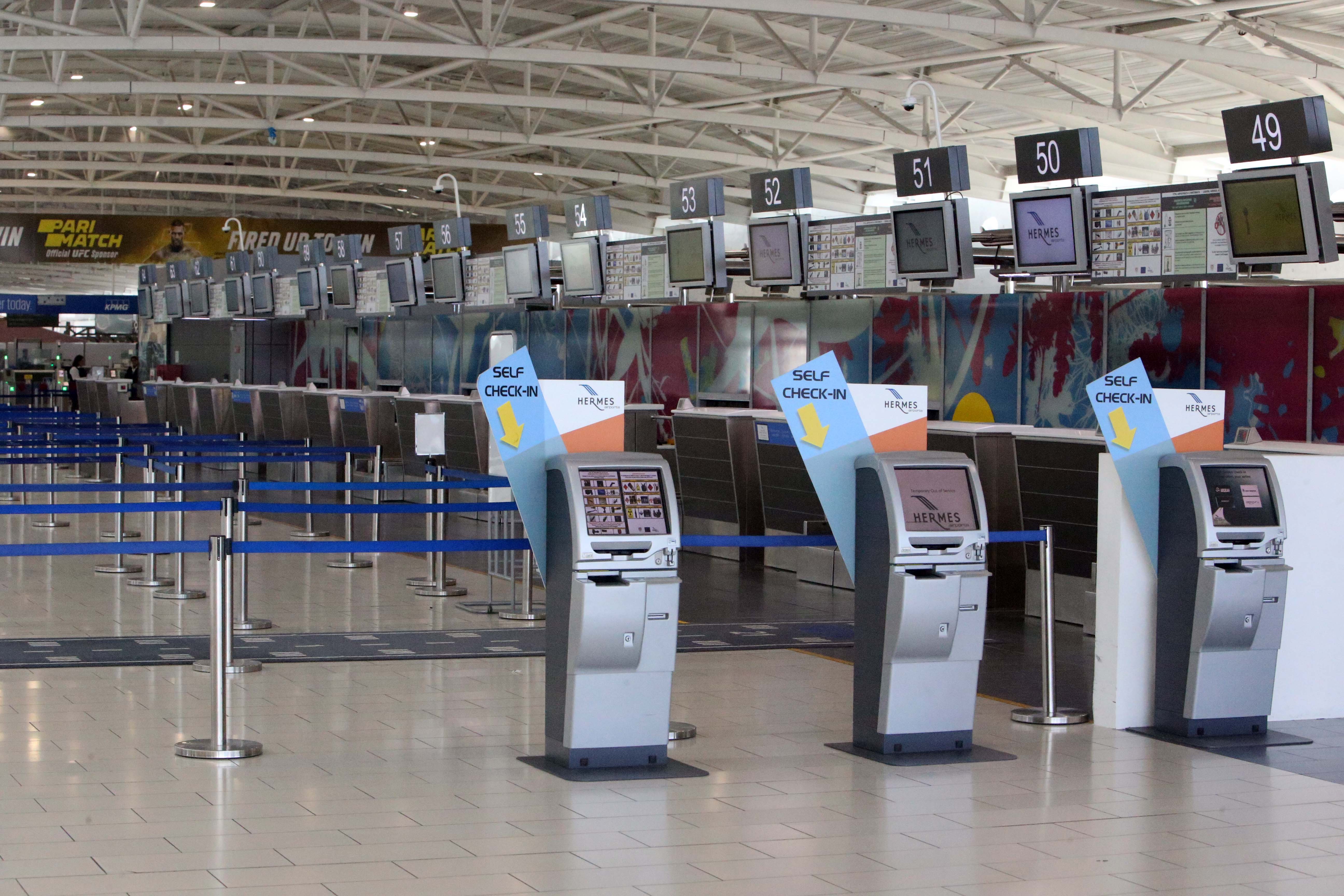 image Wanted man arrested at Larnaca airport for financial fraud