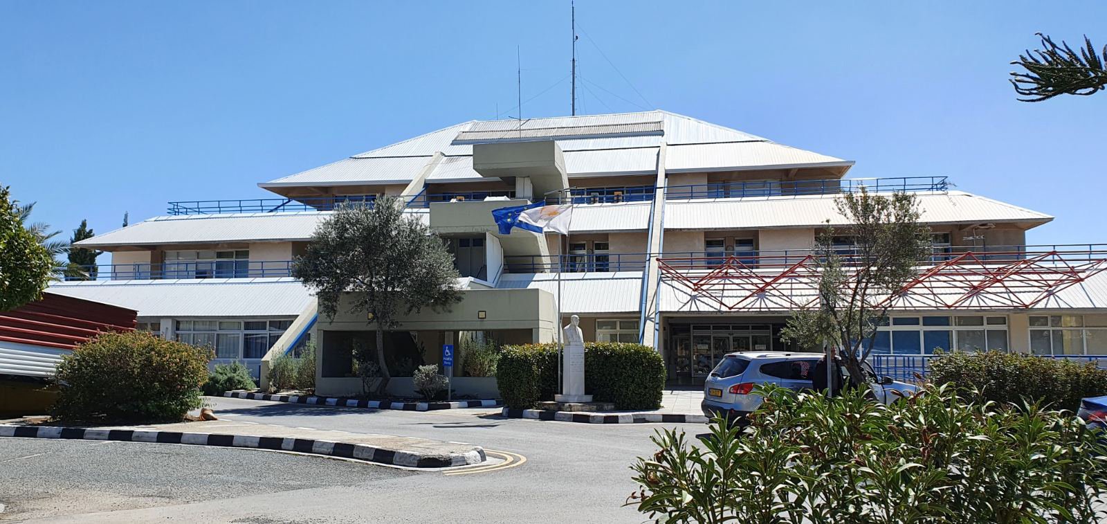 image New dialysis unit at Paphos hospital