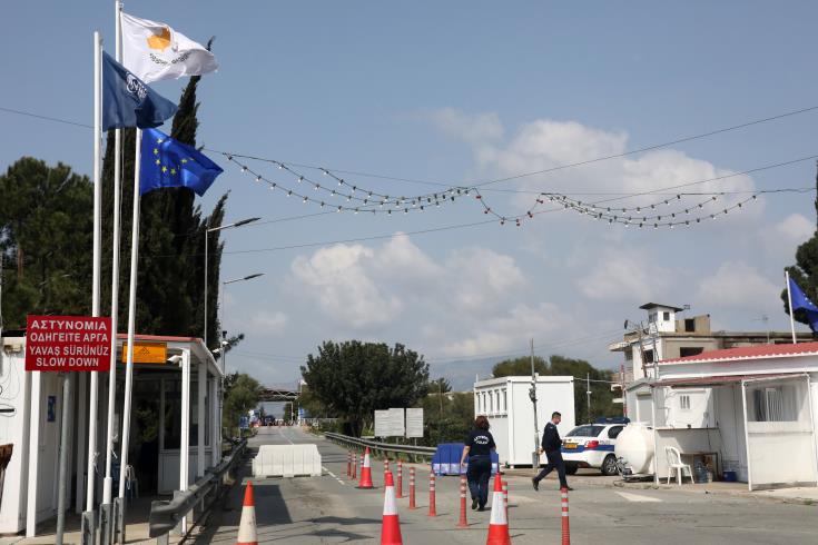 image Crossing points ‘are not borders’