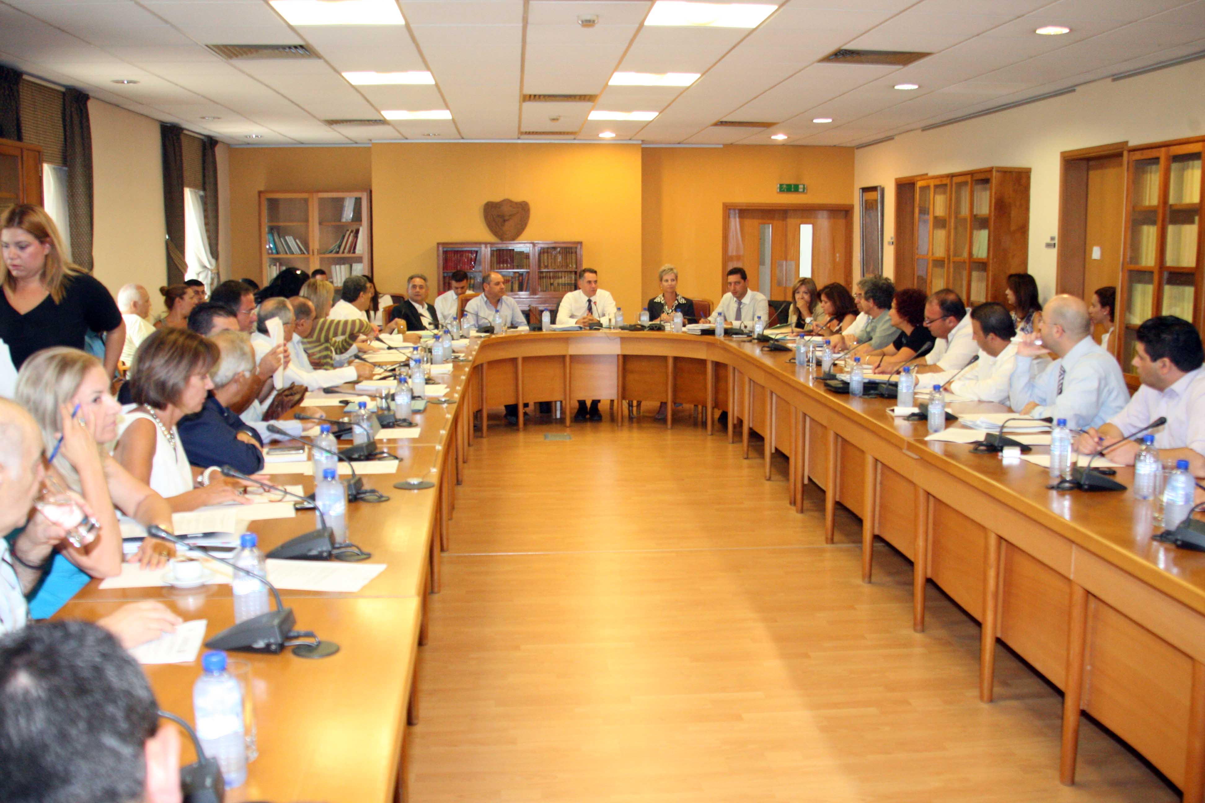 image Parties fail to agree on who will chair House committees