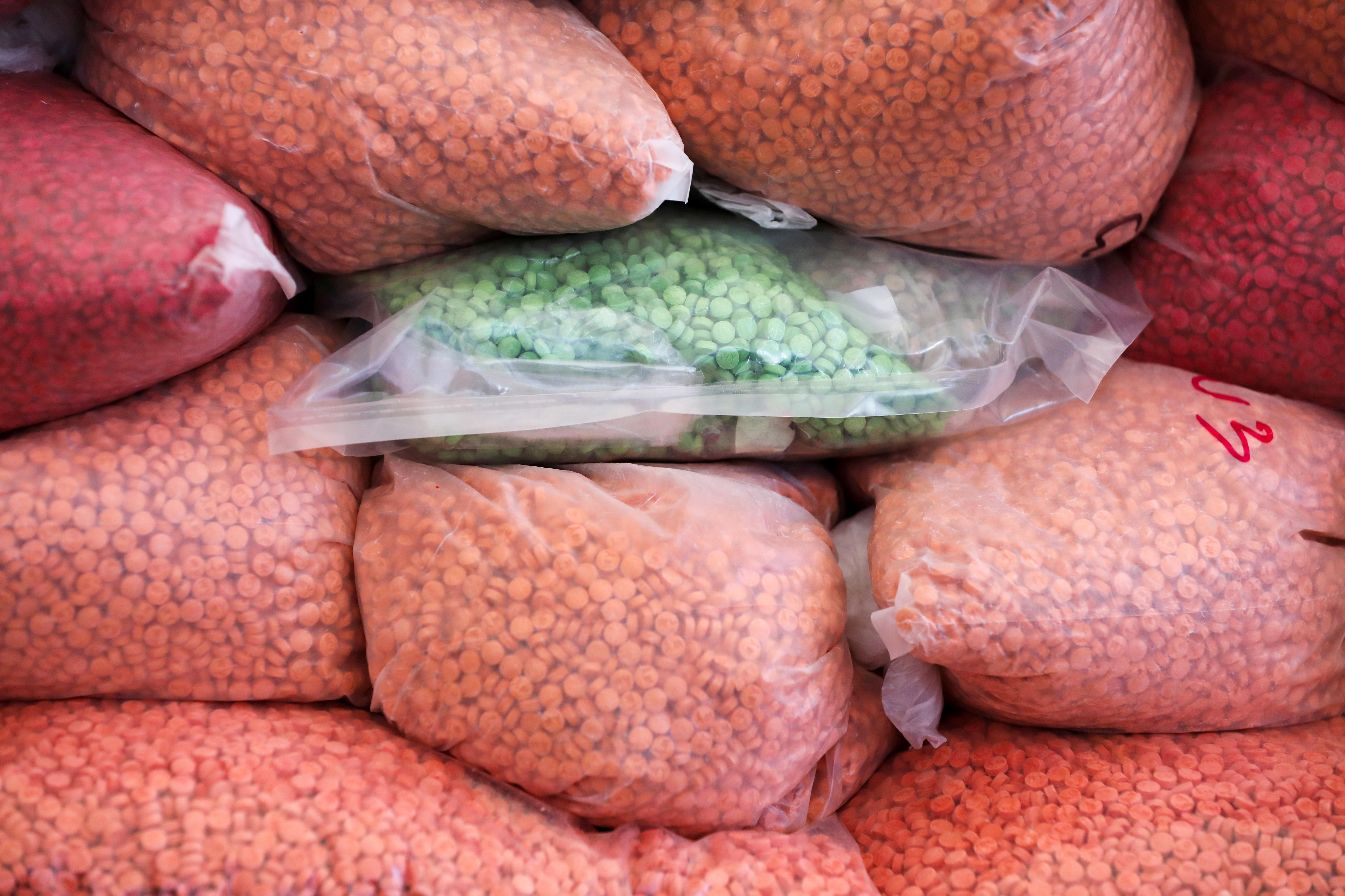 image Police discover metamphetamine stash, arrest 42-year-old driver