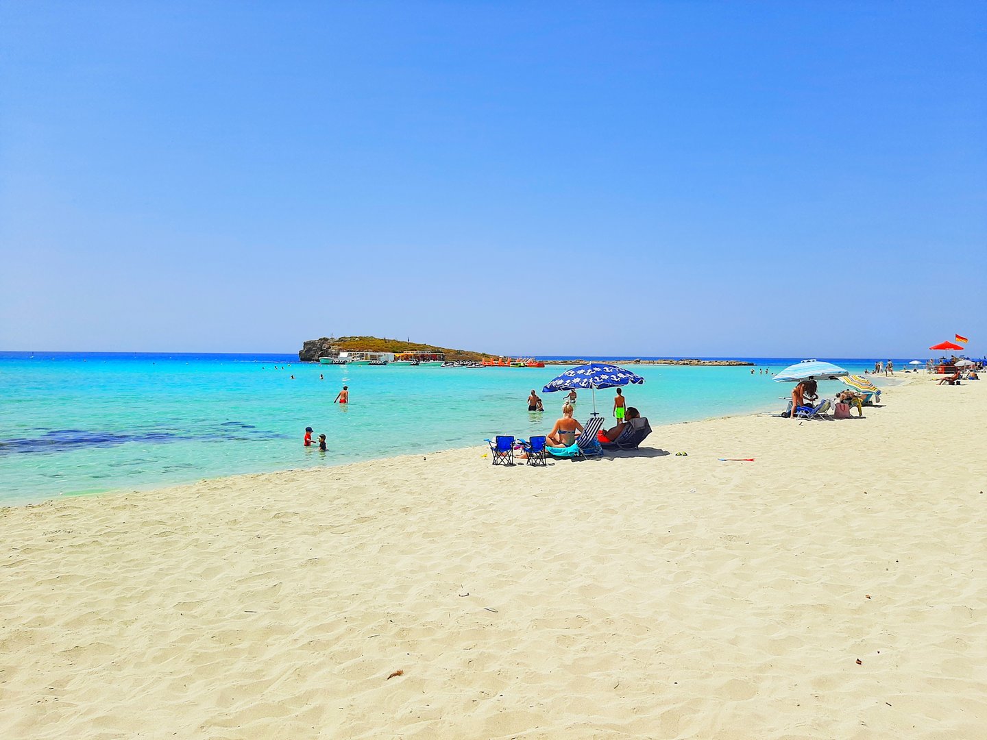 image Coronavirus: Hoteliers look to vaccines for tourism restart