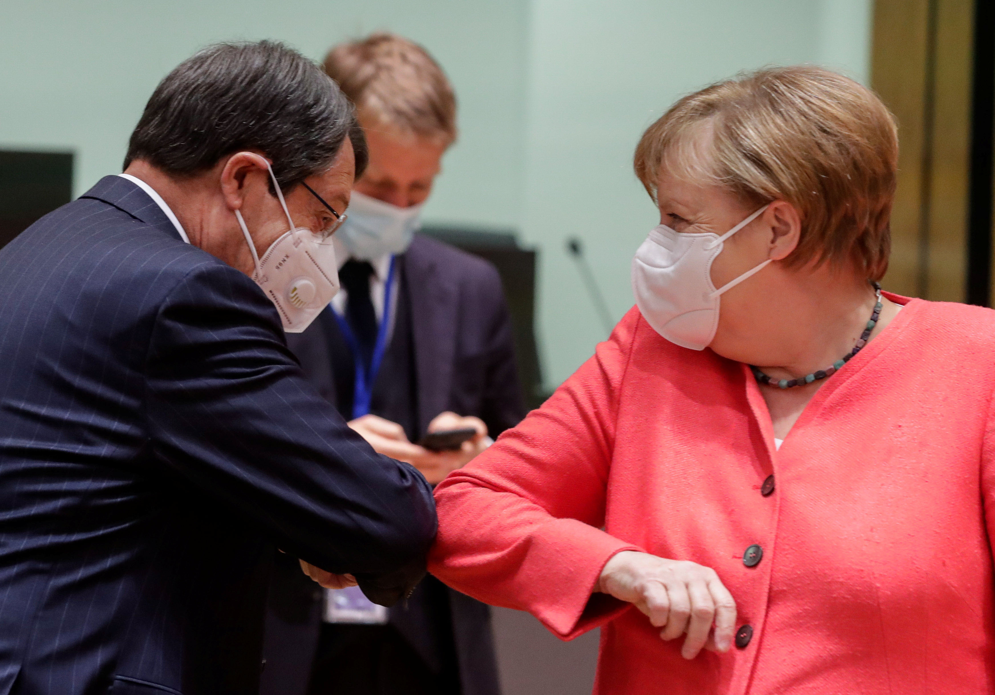 image President calls on Merkel to help rein in Erdogan
