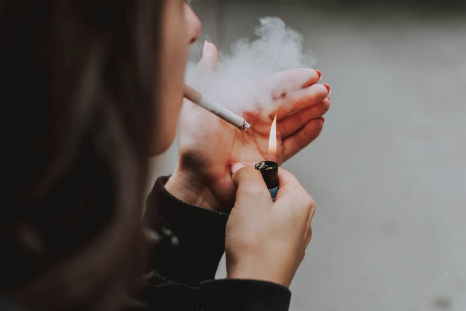 image Three out of ten Cypriots smoke, poll finds