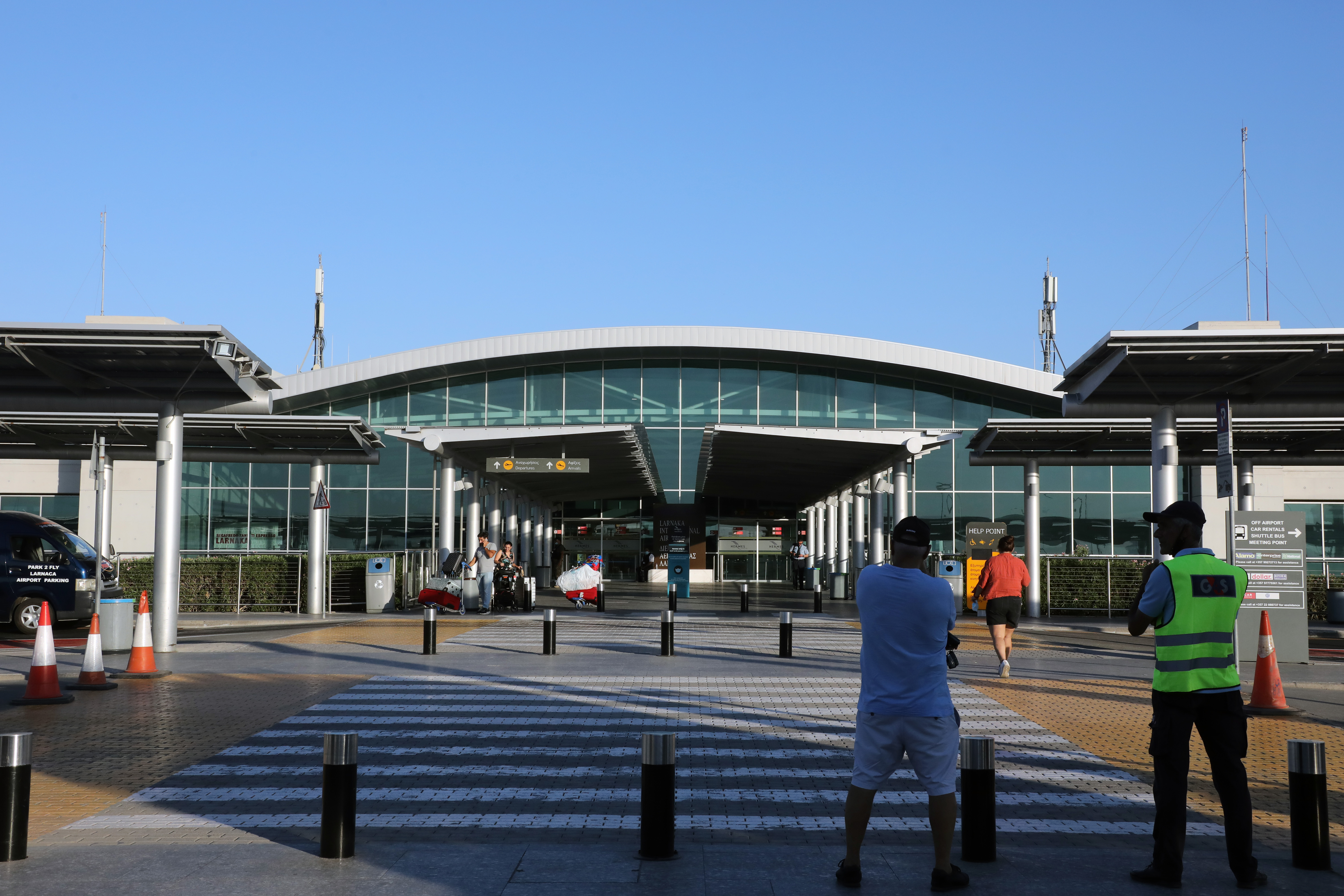 image Record number of Cypriots expected to travel for the holidays