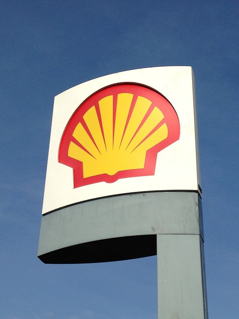 image Shareholders back Shell&#8217;s climate strategy after raucous meeting