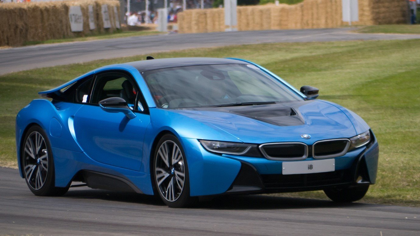 image BMW targets higher margins while investing in electric cars