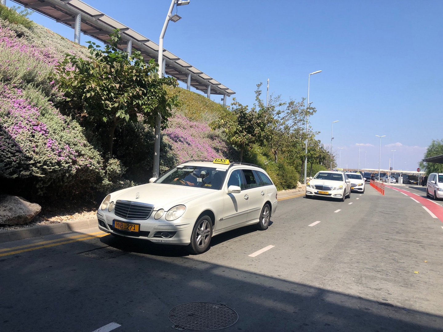 image Fixed airport taxi fares from March 1