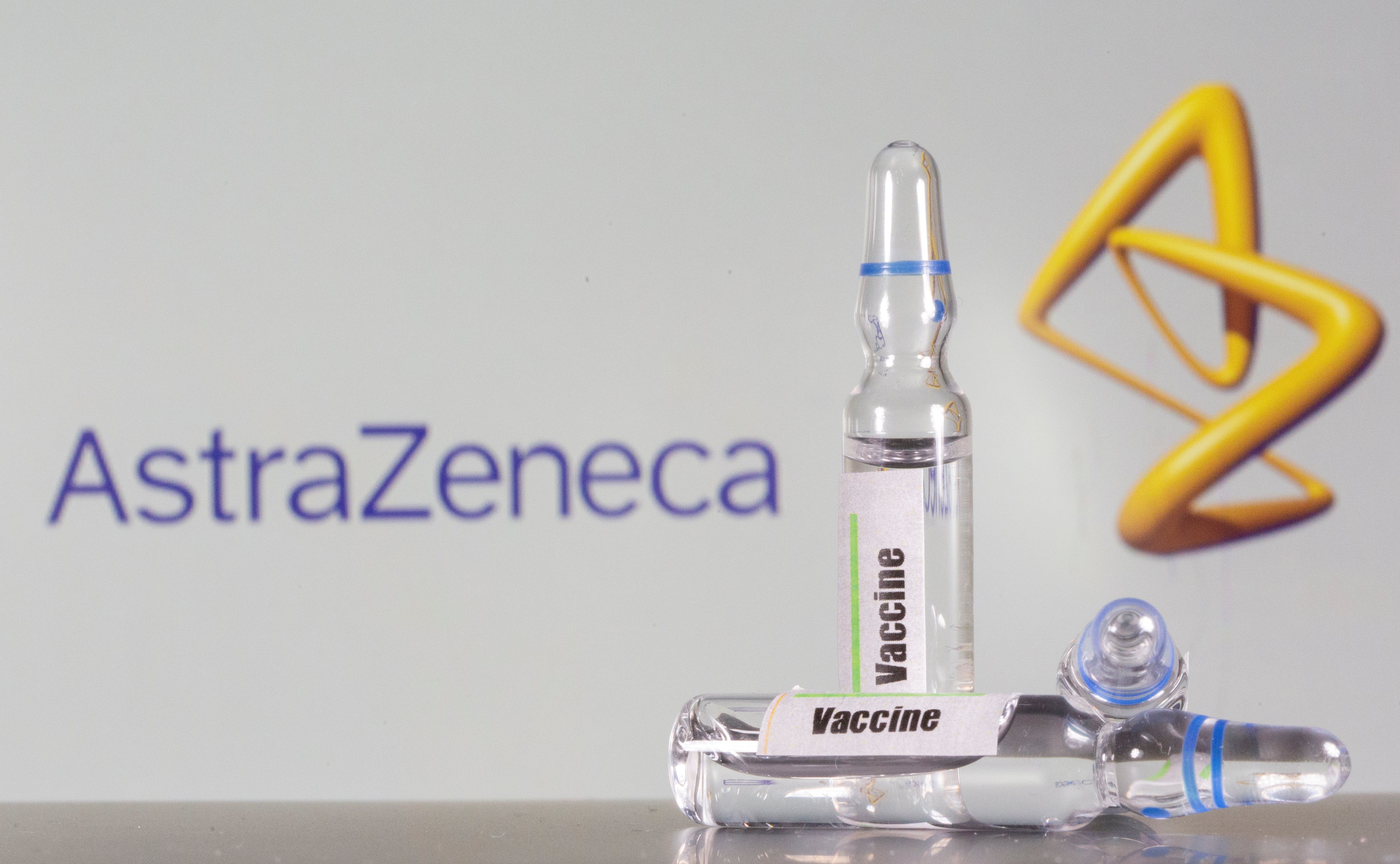 image South Africa puts AstraZeneca vaccinations on hold over variant data