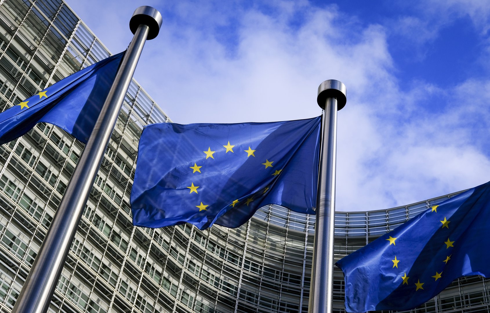 image Brussels tells Cyprus to stop processing pending citizenship applications (Update 2)