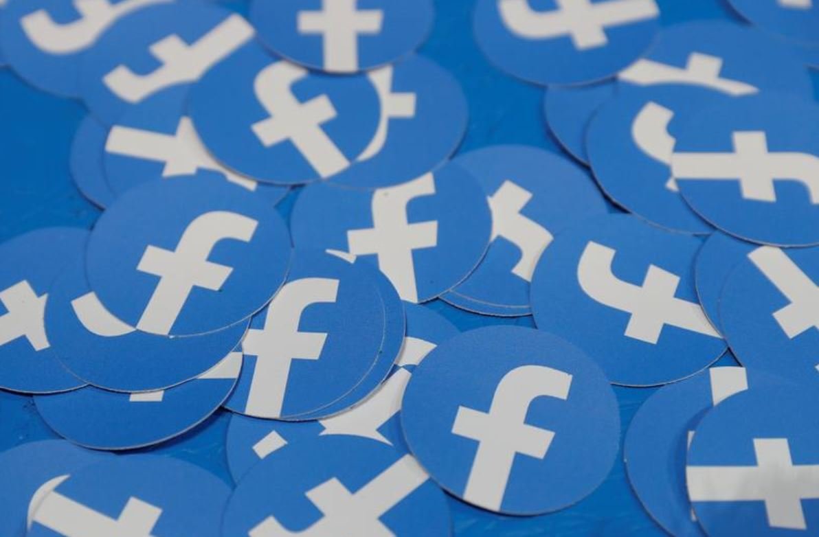 image Facebook faces prospect of &#8216;devastating&#8217; data transfer ban after Irish ruling