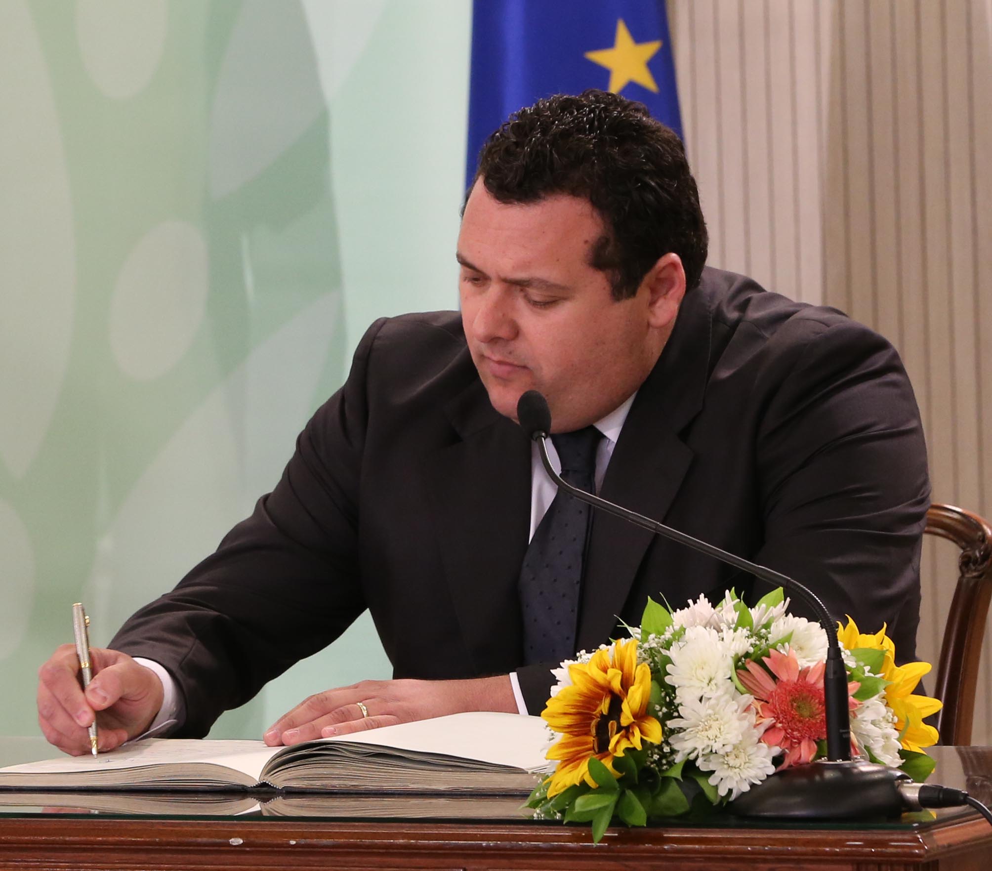 image Ex-education minister hits back over bad loan ‘slander’