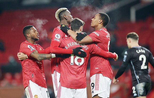 image Solskjaer cautious as United up pressure on Liverpool