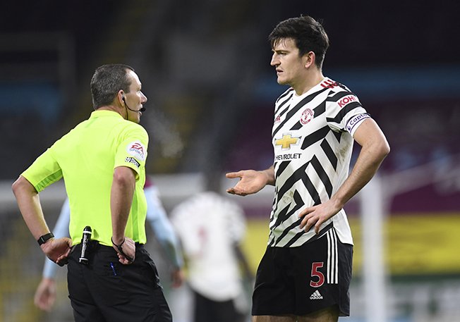 image Premier League refs warn captains of responsibility amid tighter Covid protocols