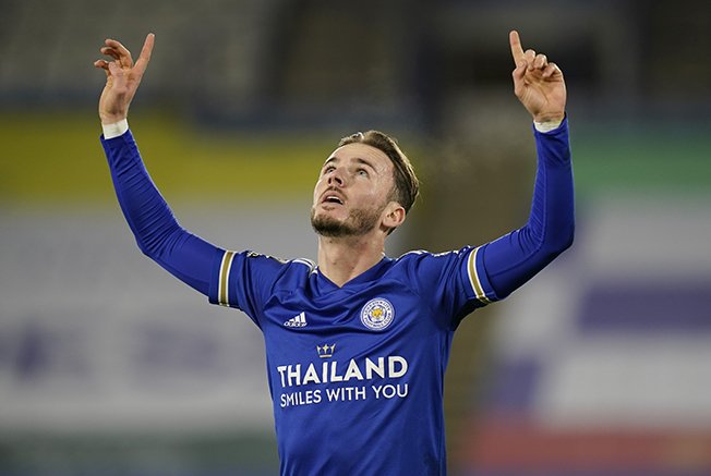 image Leicester go top with 2-0 win over Chelsea