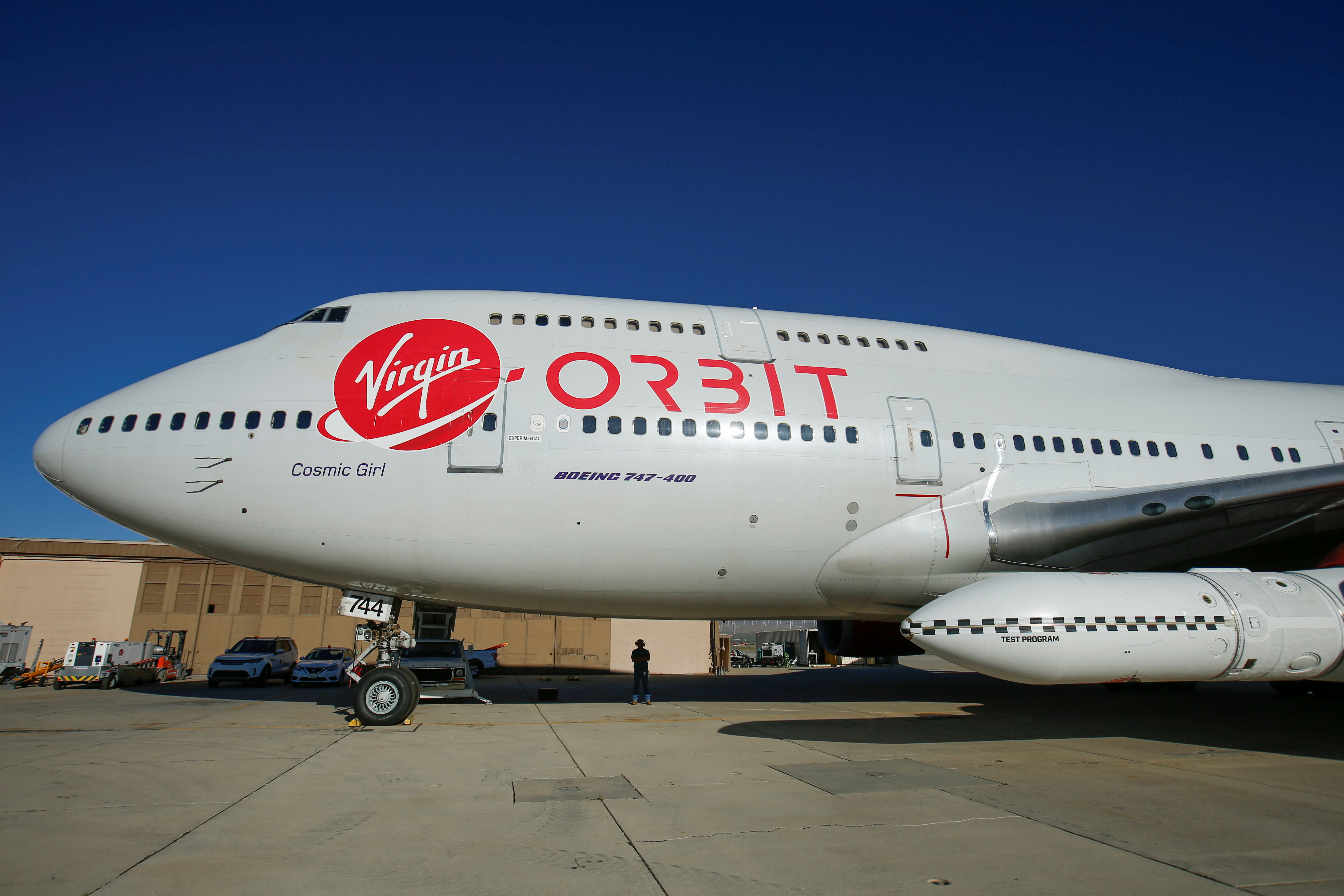 image Branson&#8217;s Virgin Orbit tries to reach space with mid-air rocket launch