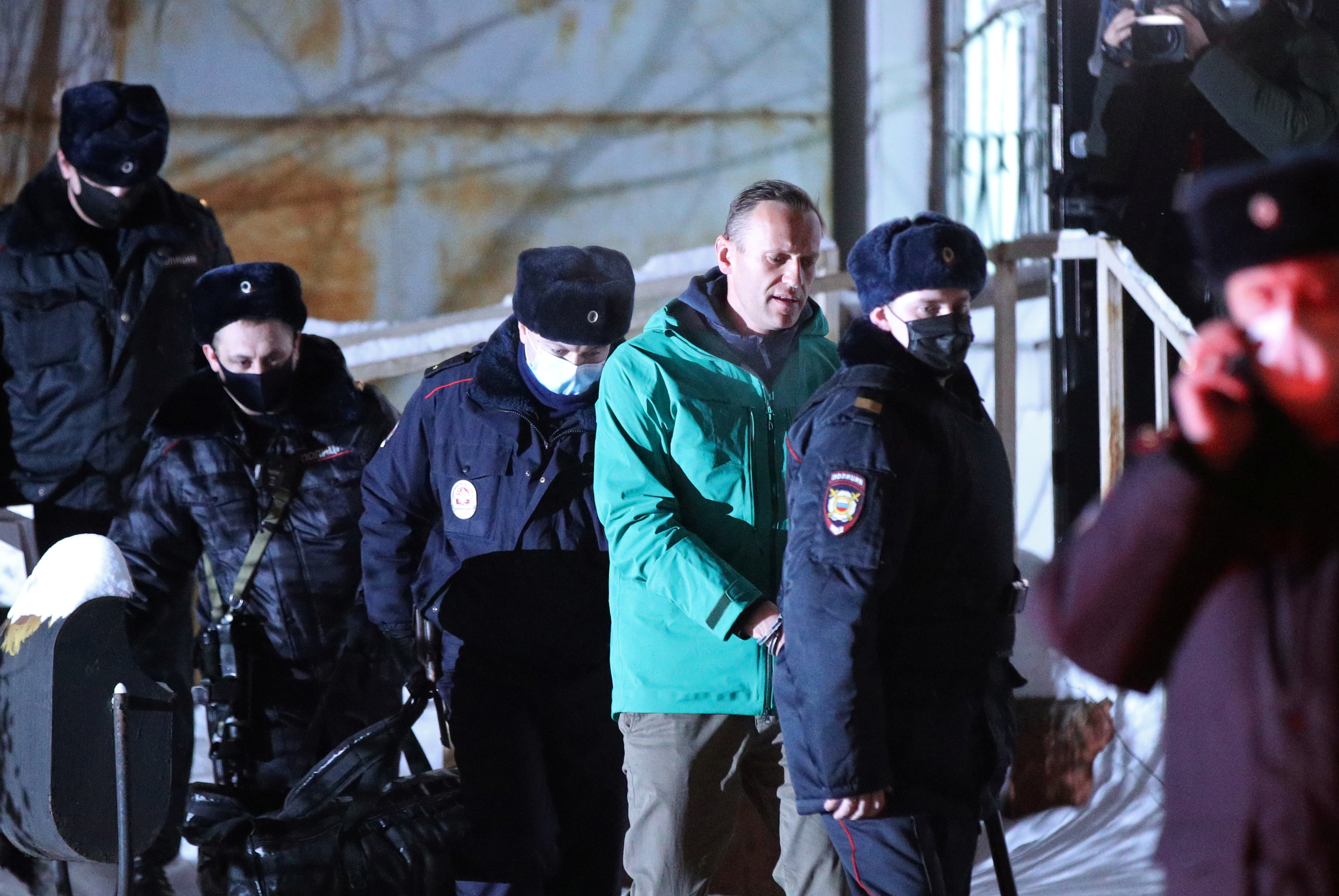 image Jailed Kremlin critic Navalny makes allegations of Putin wealth ahead of protests