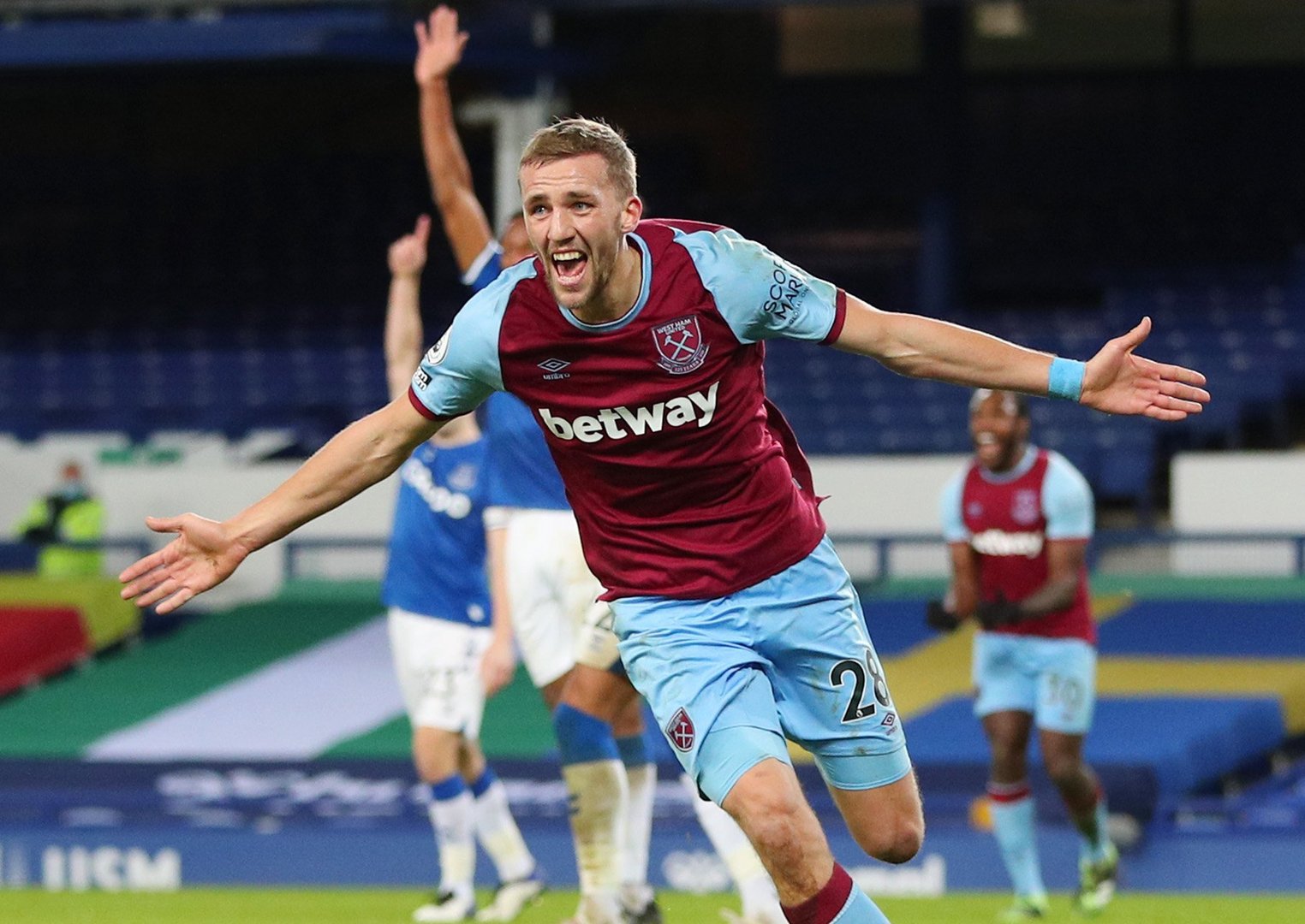 image Soucek provides New Year spark as West Ham beat Everton 1-0