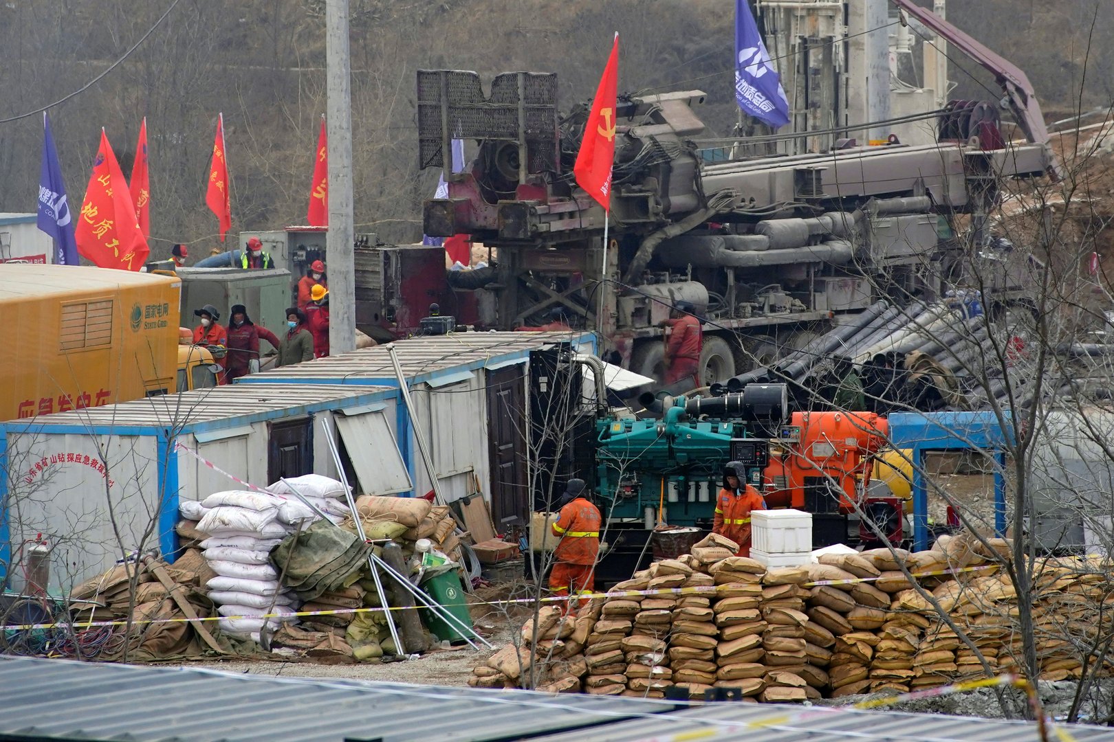 image China rescues seven miners after 14 days trapped underground