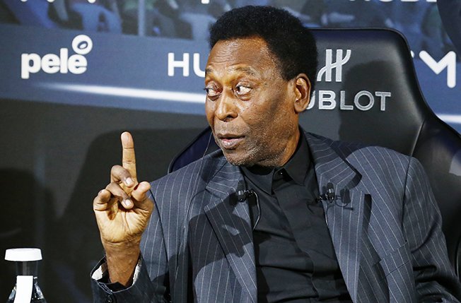image Pele denies changing Instagram bio after Ronaldo surpasses his record