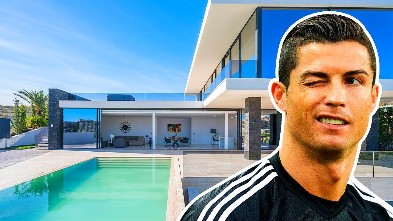 image Inside Cristiano Ronaldo&#8217;s billionaire lifestyle