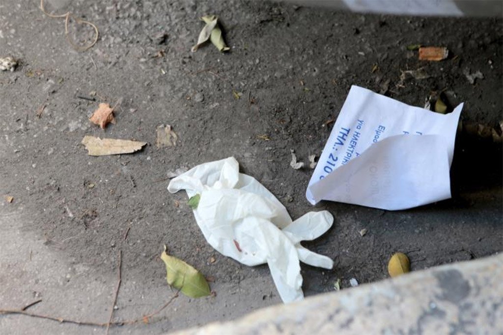 image Plastic waste down, other waste up during pandemic