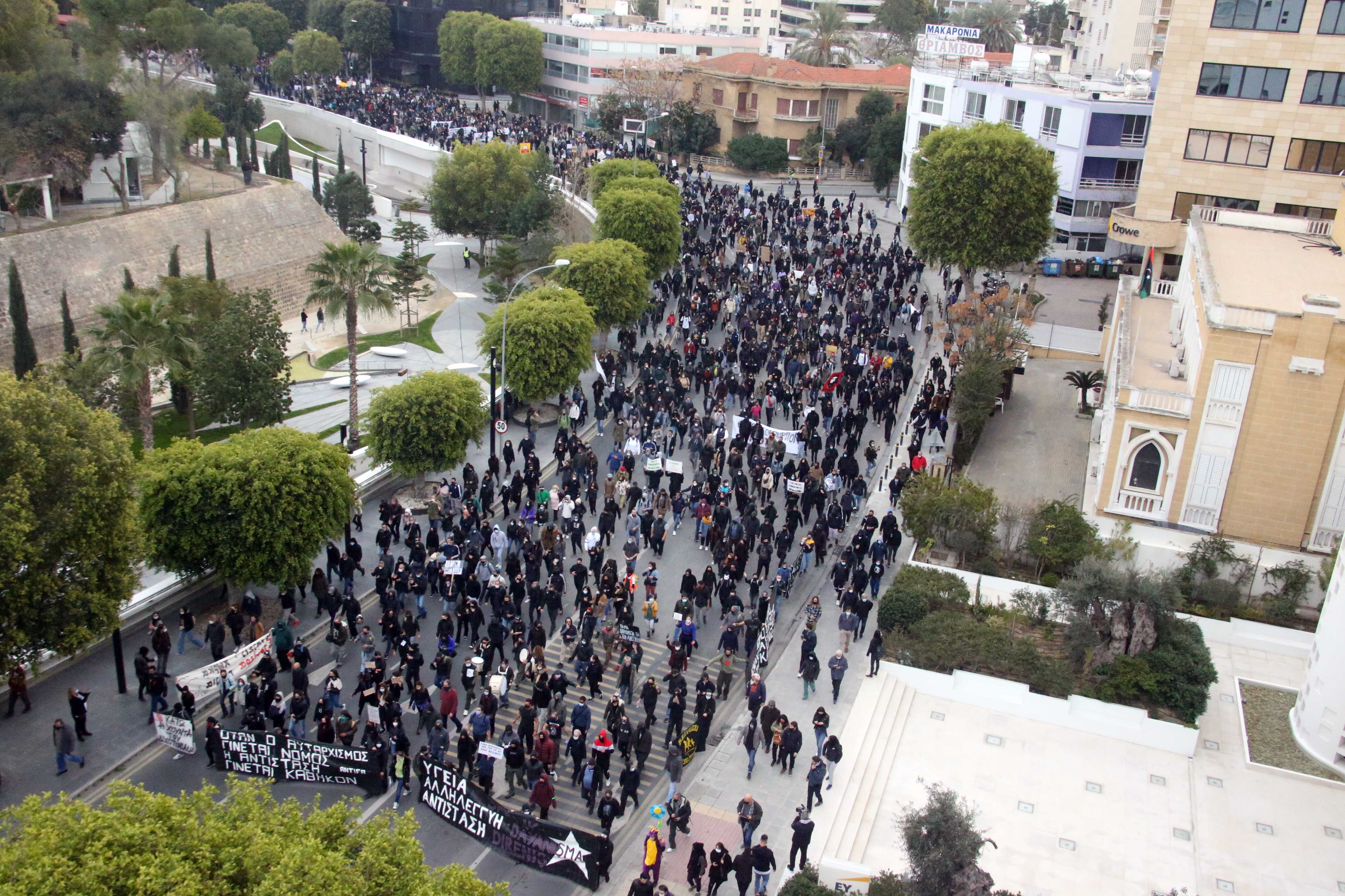 image Anti corruption demo passes off peacefully in Nicosia (update 2, photos, video)