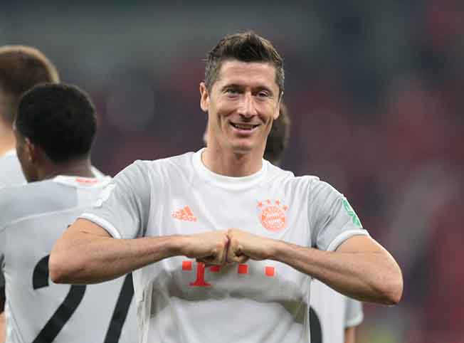 image Lewandowski steers Bayern into Club World Cup final