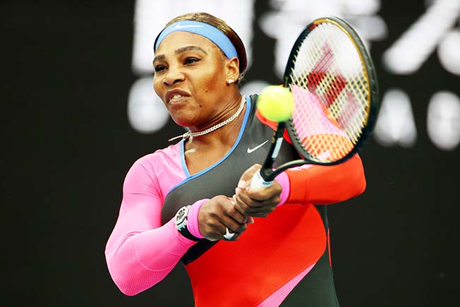 image Serena comes through Halep test to reach semi-finals