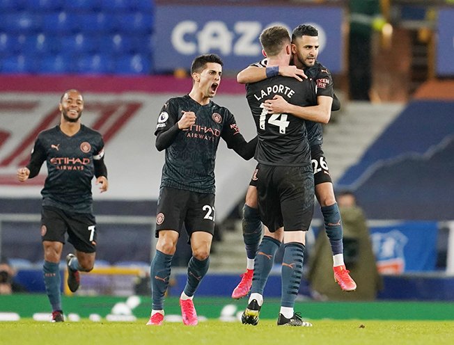 image Classy City go 10 points clear with 3-1 win at Everton