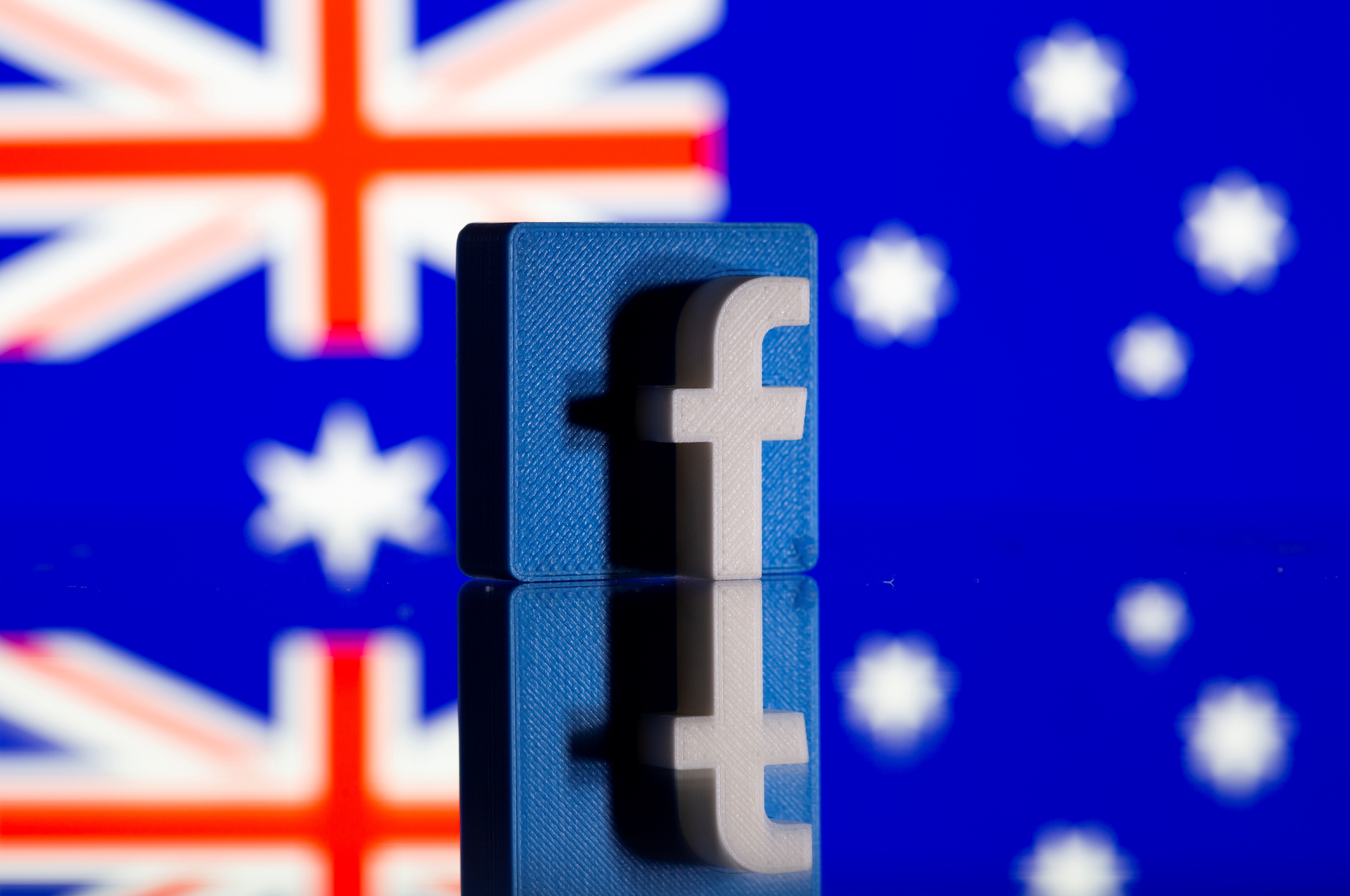 image The Digital War: Facebook to restore Australian news pages after tweaks to media laws