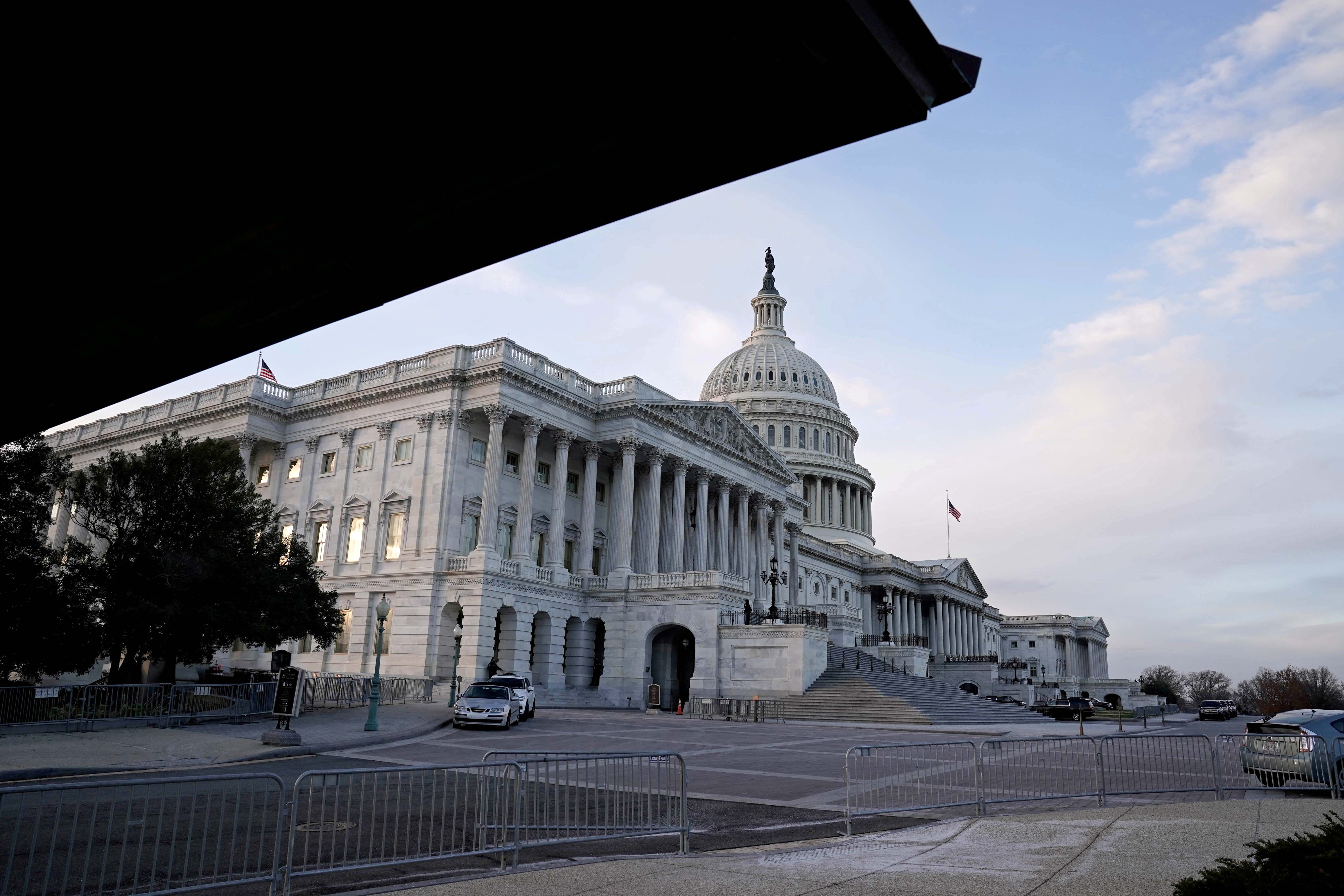 image US House passes $1.9 trillion COVID-19 relief plan