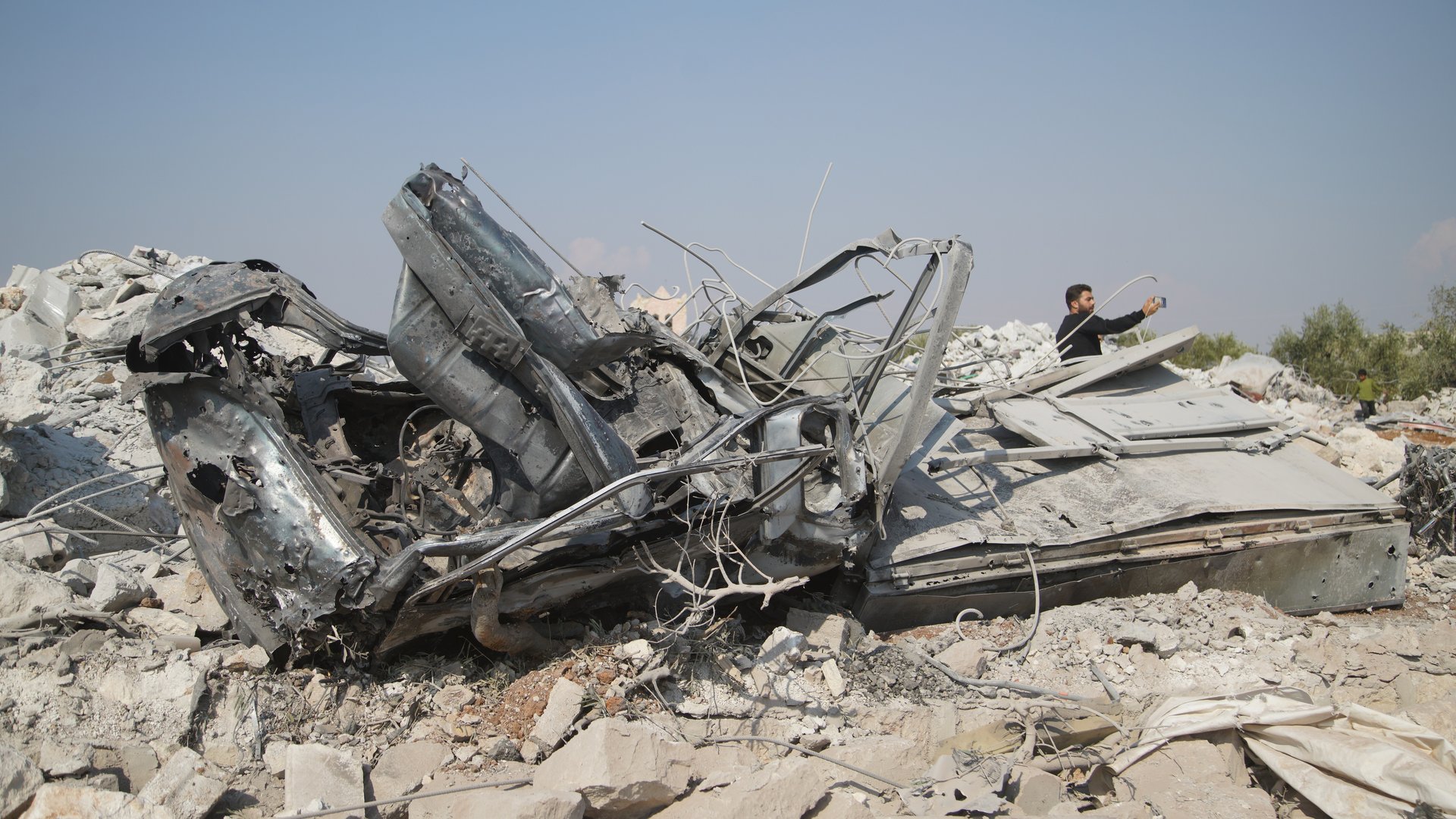 image Syria condemns &#8220;cowardly&#8221; US air strikes on Iran-backed militias