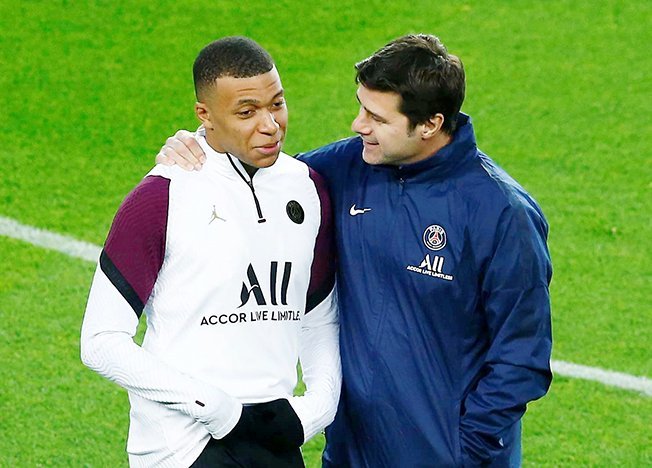 image Pochettino makes his mark at PSG with Barcelona coup